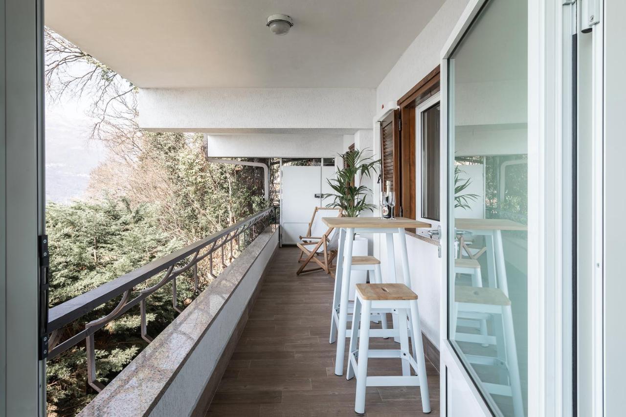 Varenna Hill Apt Perledo Exterior photo
